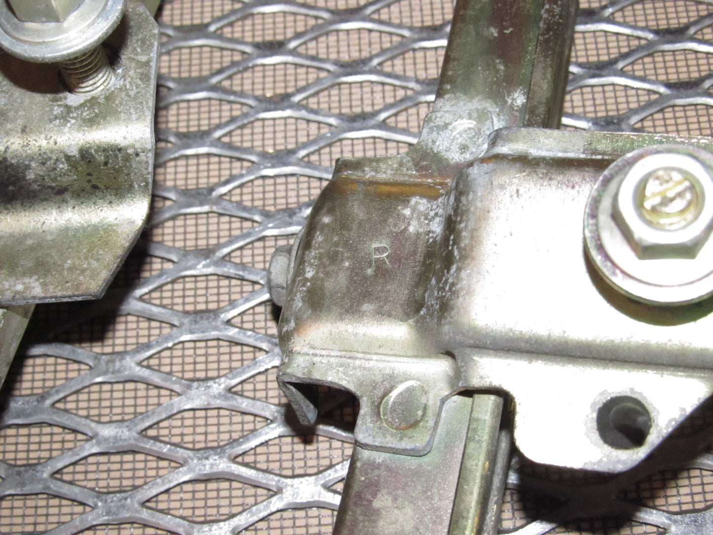 79 80 Datsun 280zx OEM Window Regulator Guide - Right