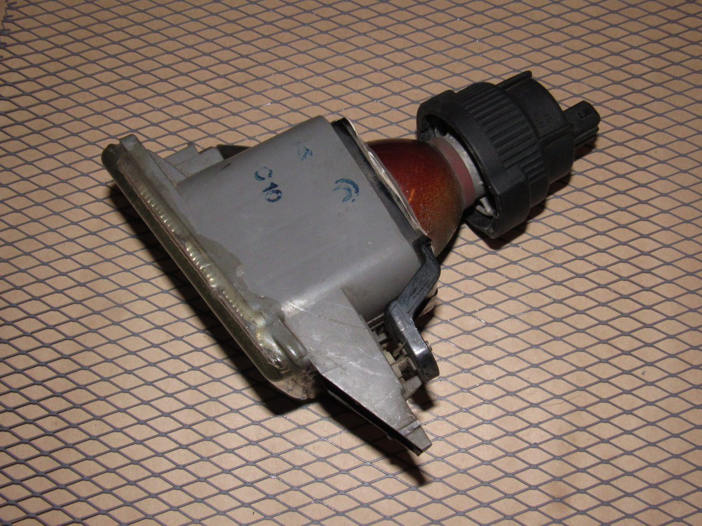 95 96 97 98 99 Volkswagen Cabrio OEM Fog Light Left