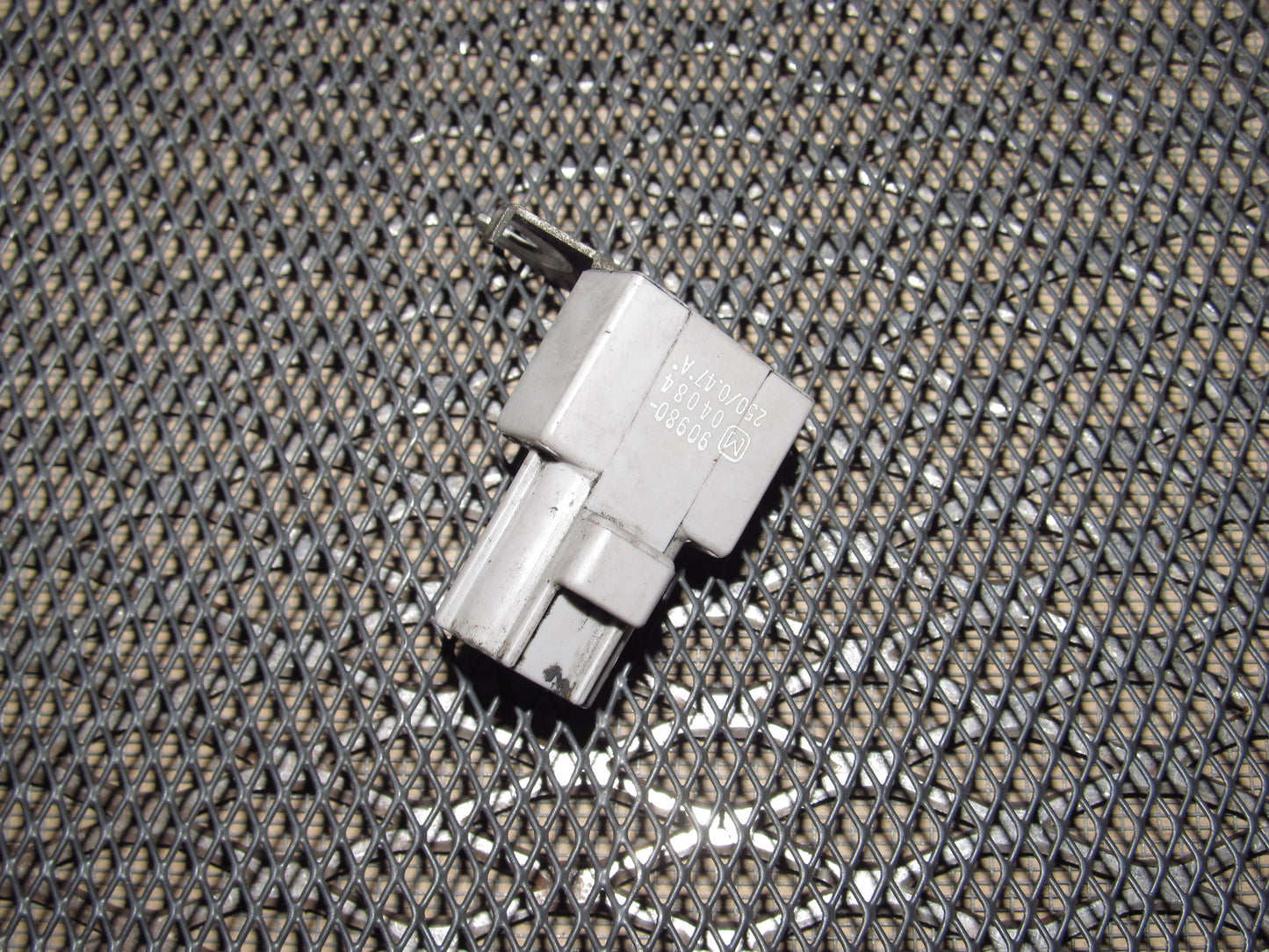 91 92 93 94 95 Toyota MR2 OEM Ignition Resistor Condenser 90980-04084