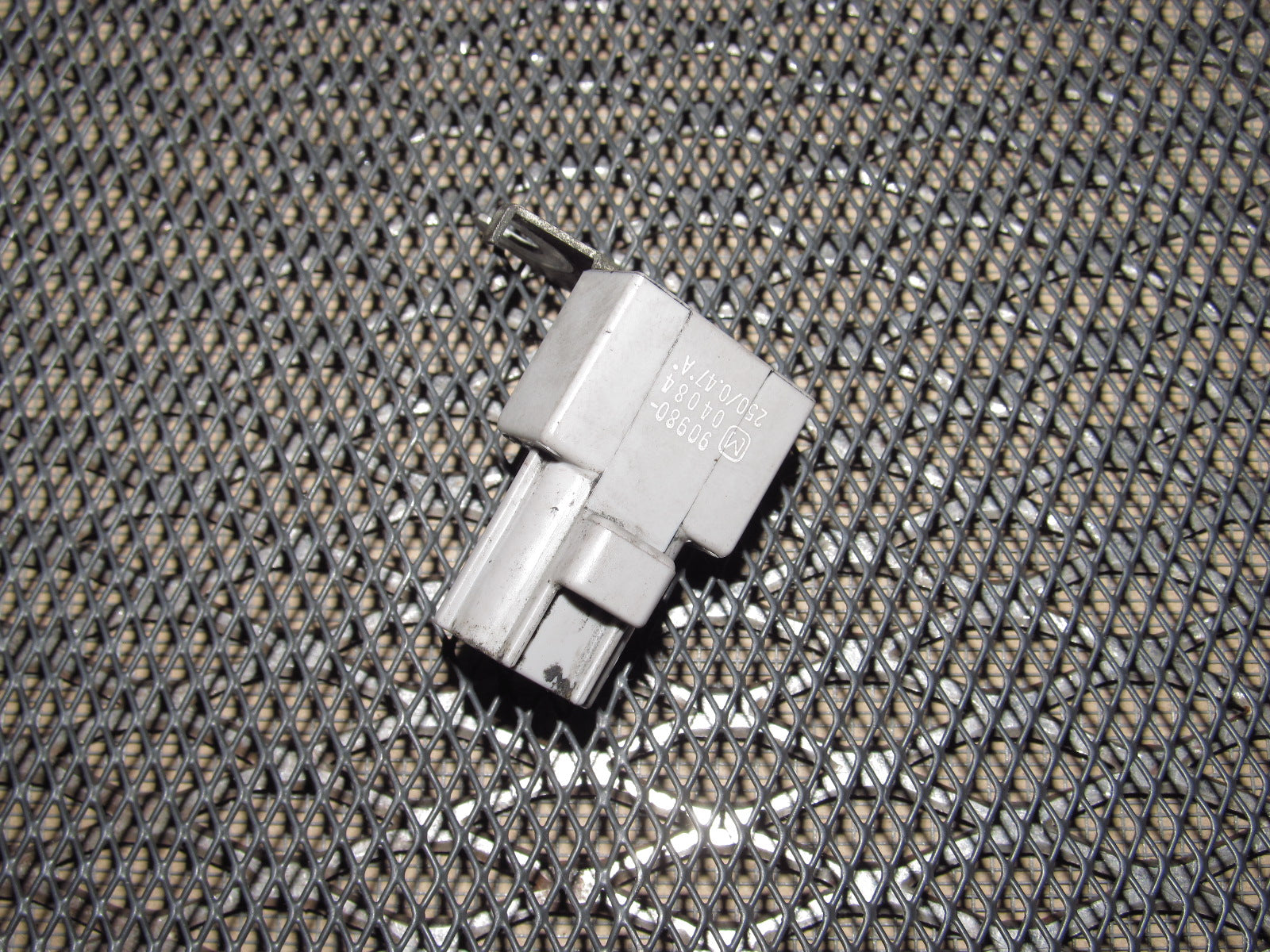 91 92 93 94 95 Toyota MR2 OEM Ignition Resistor Condenser 90980-04084