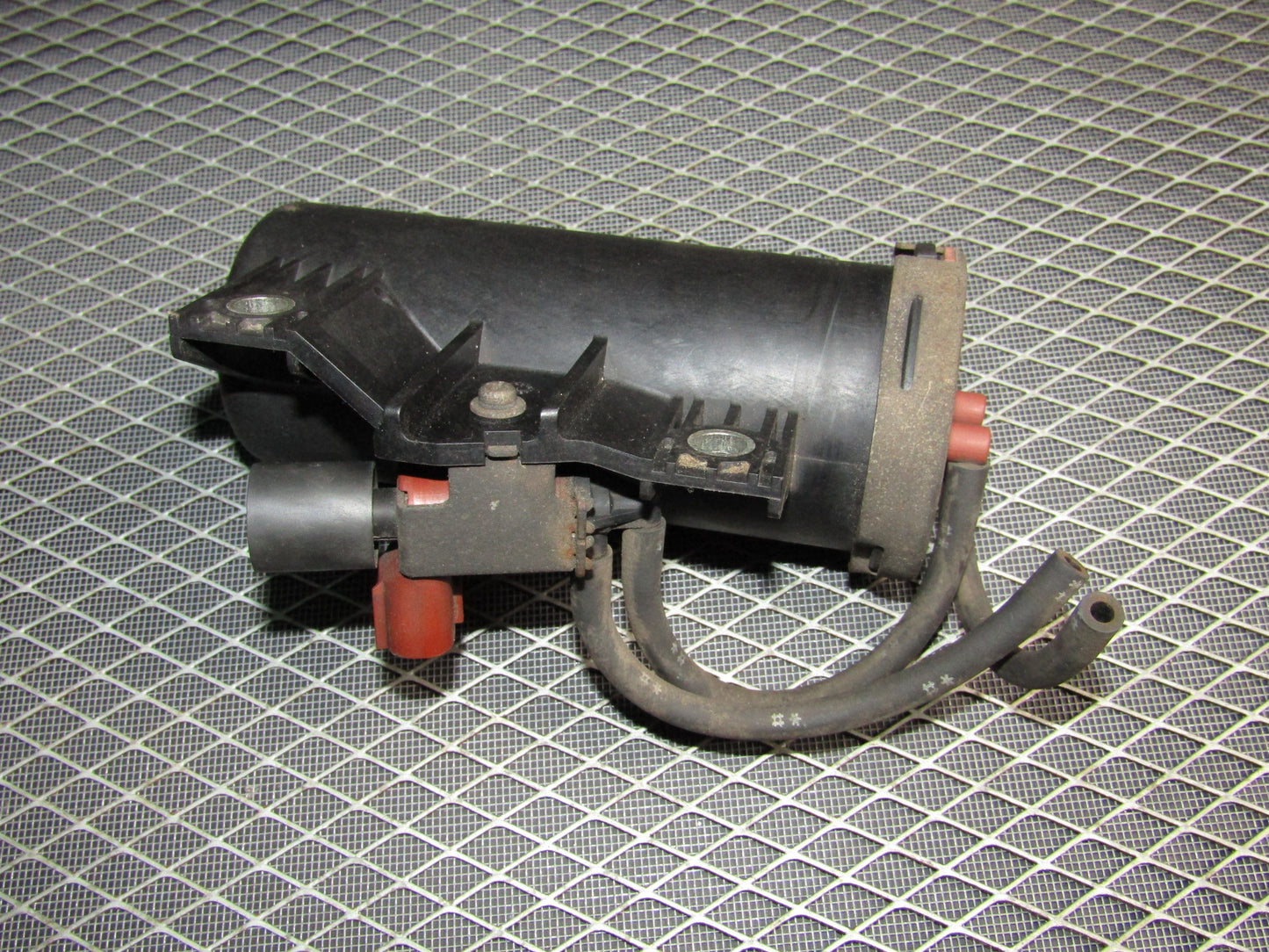 1991 Toyota Crown 2JZ-GE None VVti OEM Engine Vacuum Tank
