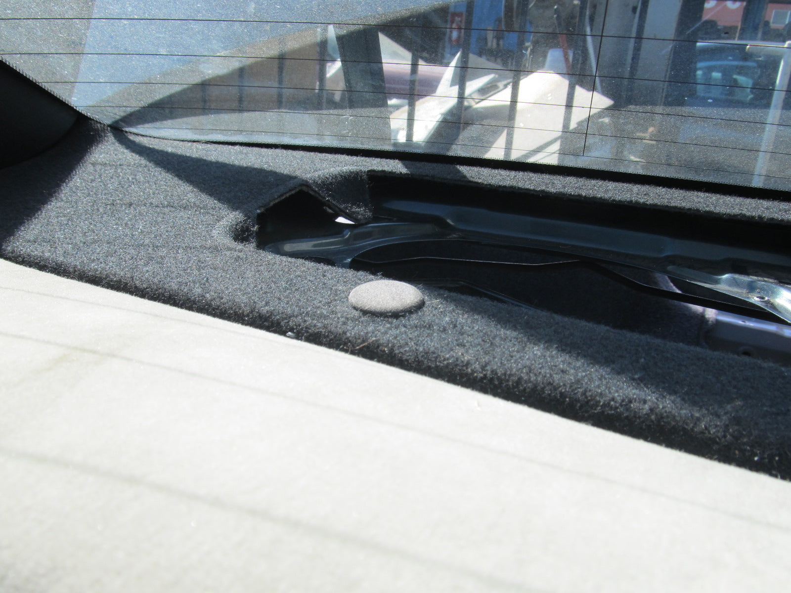 97 98 99 00 01 Honda Prelude OEM Rear Deck Board Cover Rubber Filler Cap