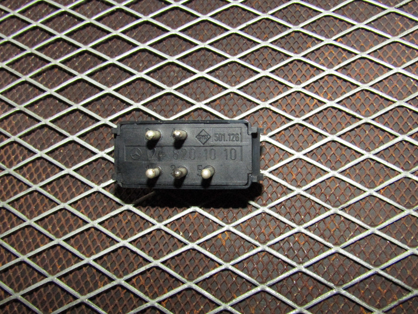 86-93 Mercedes Benz 300E OEM Dash Defroster Switch