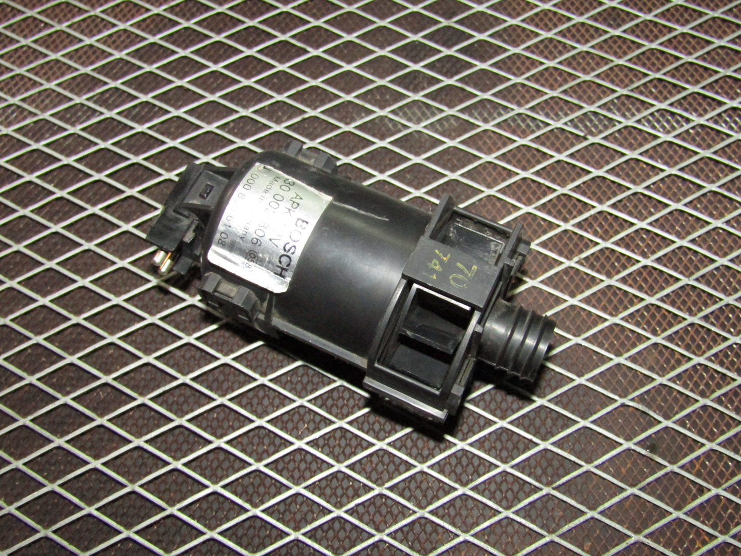 86-93 Mercedes Benz 300E OEM Auto Climate Control Temperature Sensor - Right