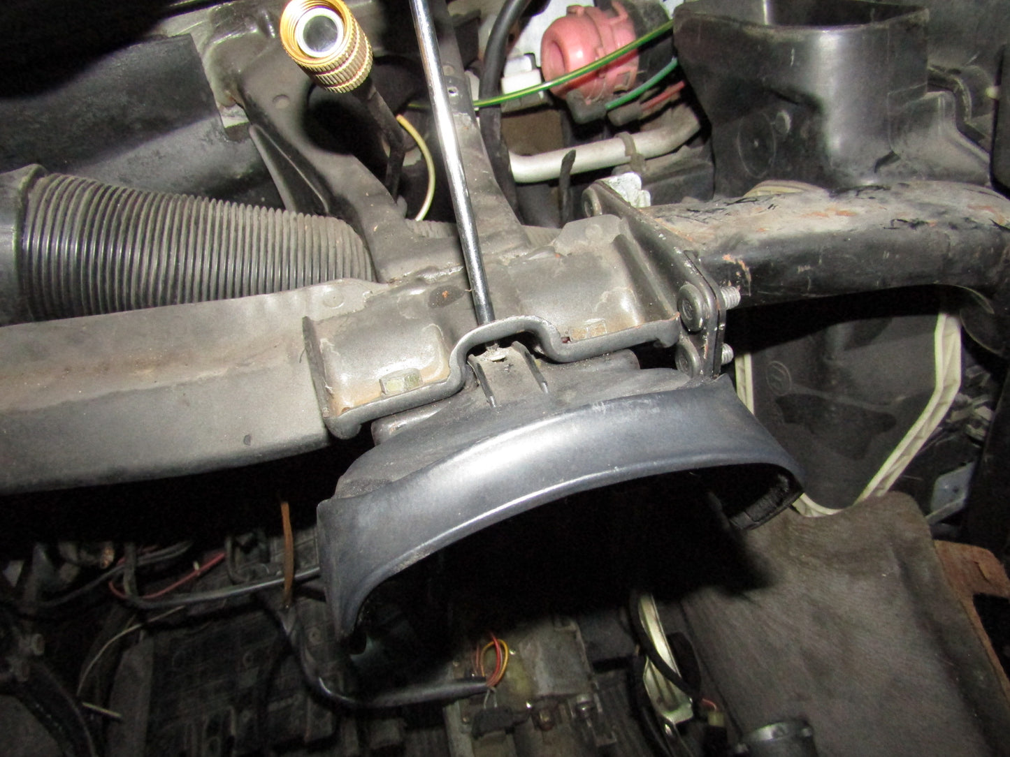 86-93 Mercedes Benz 300E OEM Dash Inner Steering Column Top Cover