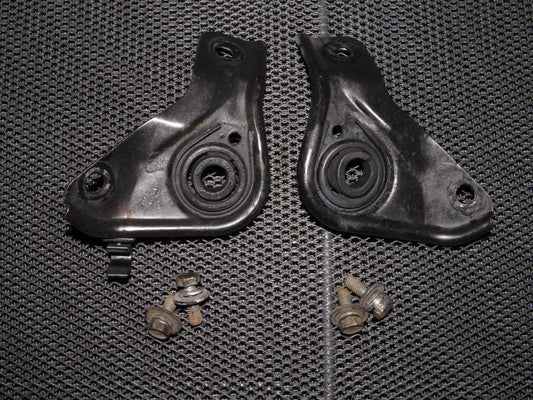 88 89 Honda CRX OEM D15B2 Upper Radiator Mounting Bracket