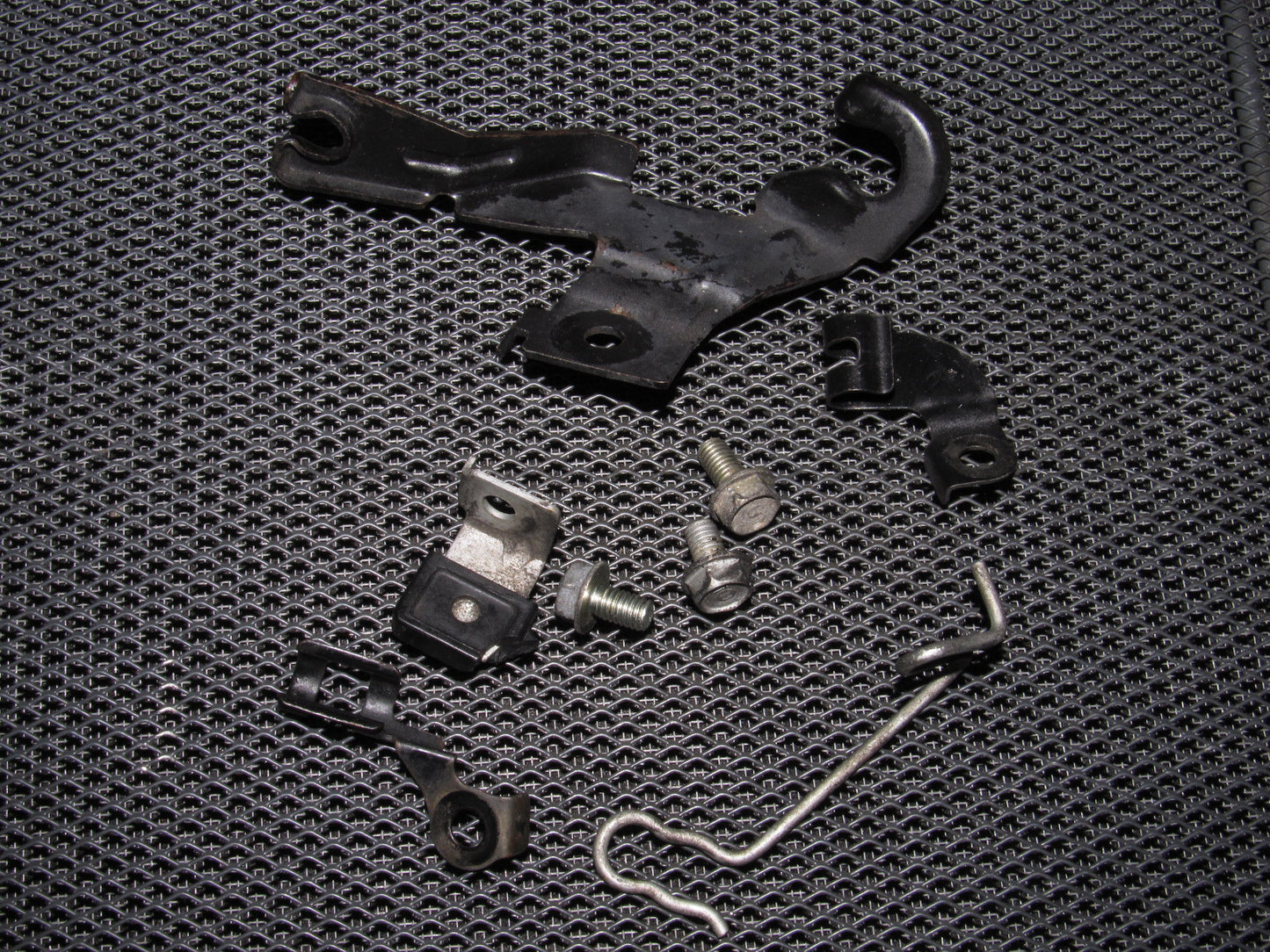 88 89 Honda CRX OEM D15B2 Throttle Cable Holder Bracket