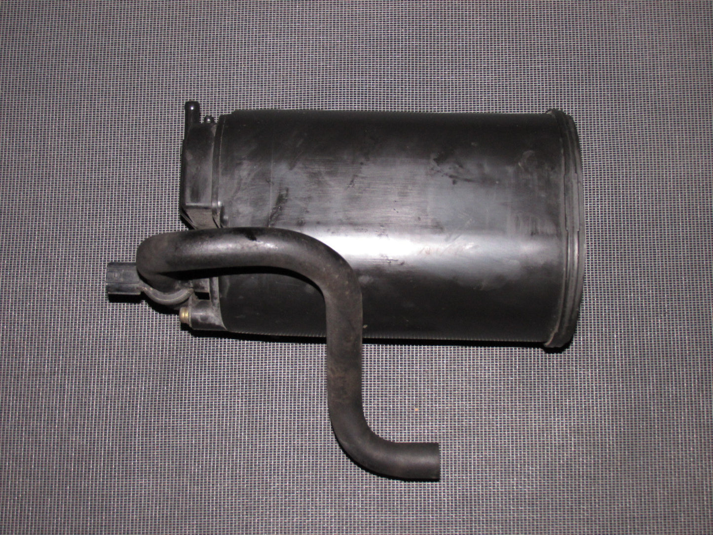 96 97 98 99 00 Honda Civic OEM Emission Evap Purge Canister Tank