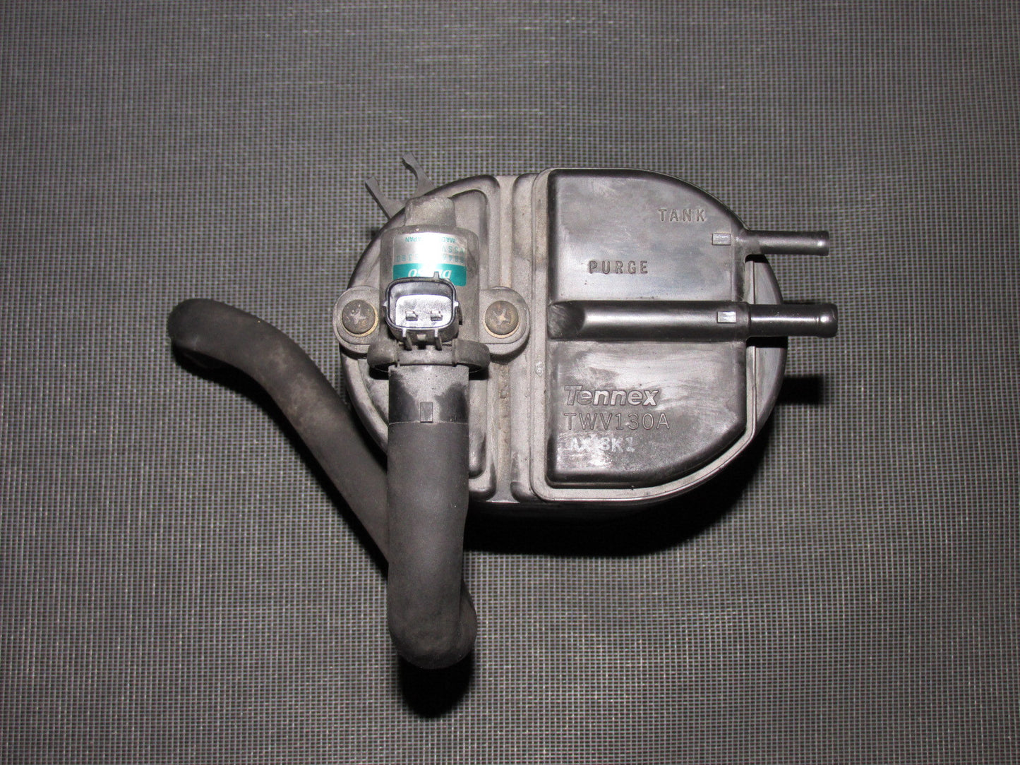 96 97 98 99 00 Honda Civic OEM Emission Evap Purge Canister Tank