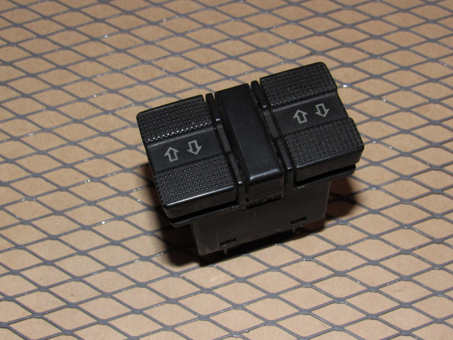 99.5 00 01 02 Volkswagen Cabrio OEM Power Window Switch
