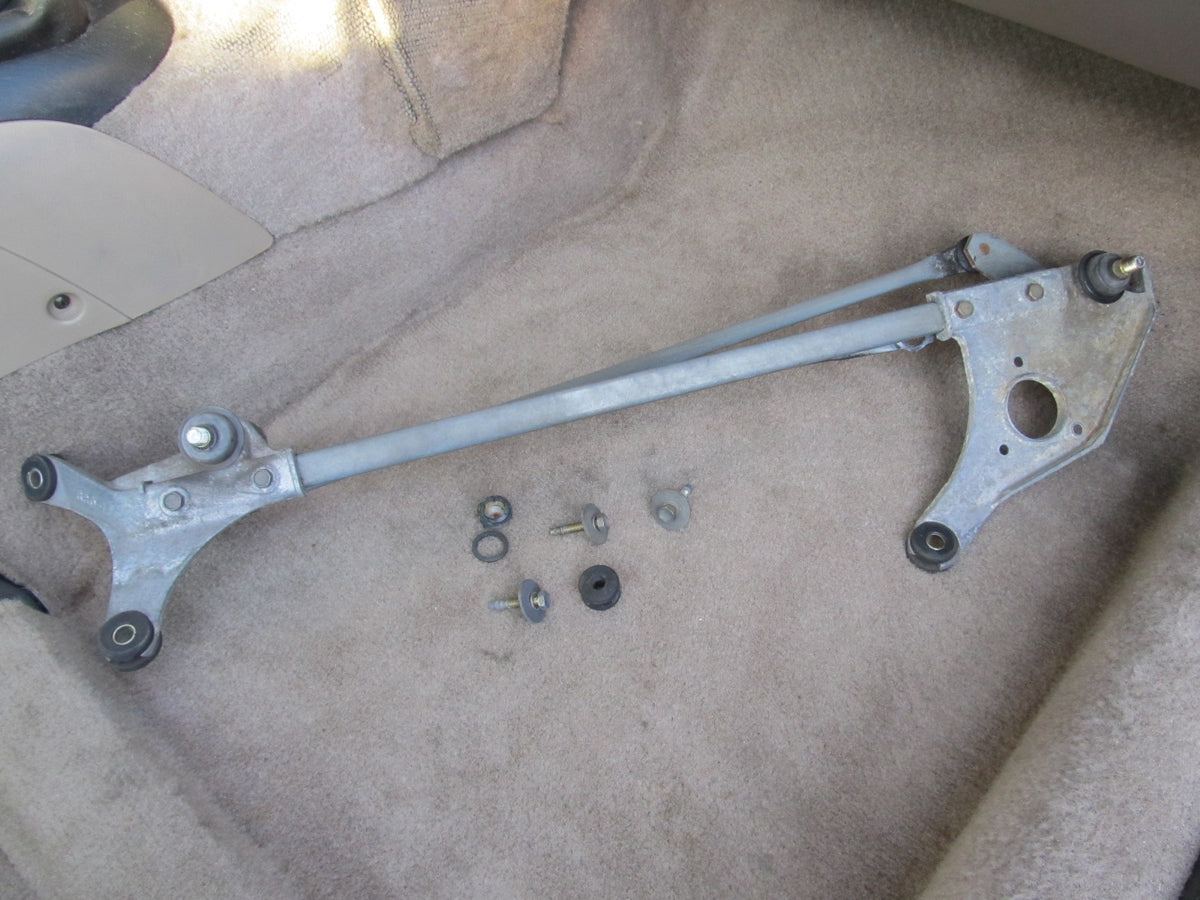 97 98 99 00 01 Honda Prelude OEM Front Wiper Linkage Arm