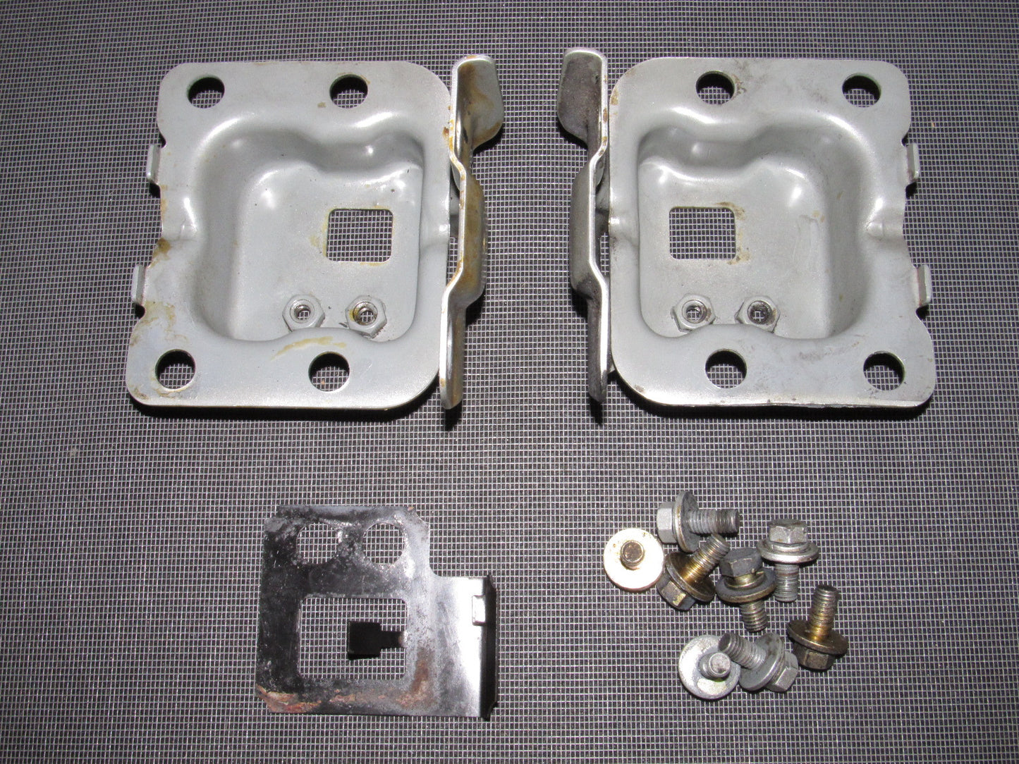88 89 Honda CRX OEM D15B2 Front Reinforcement Bar Mounting Bracket