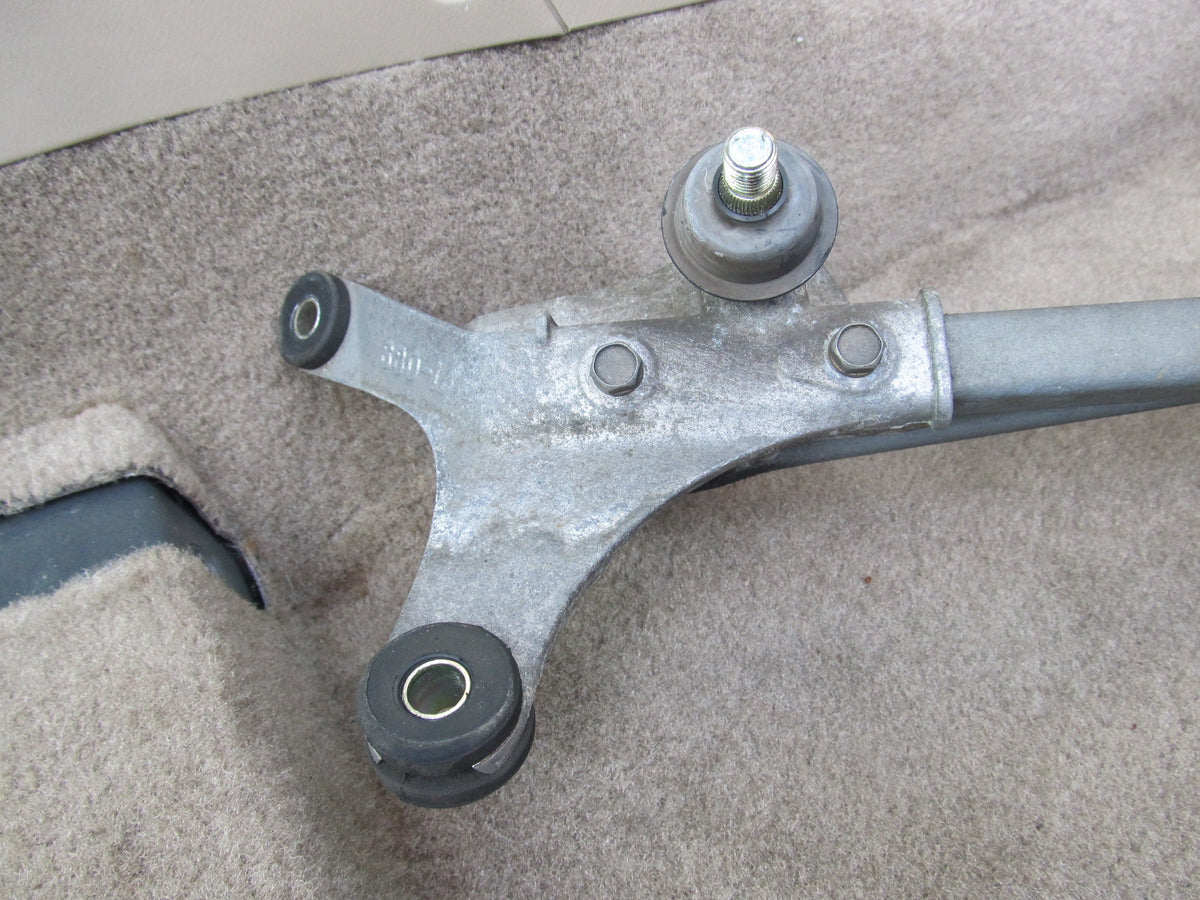 97 98 99 00 01 Honda Prelude OEM Front Wiper Linkage Arm