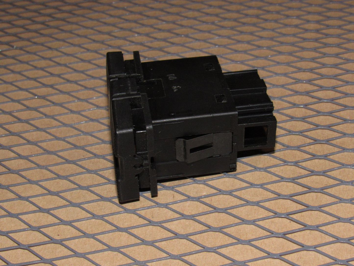 99.5 00 01 02 Volkswagen Cabrio OEM Power Window Switch