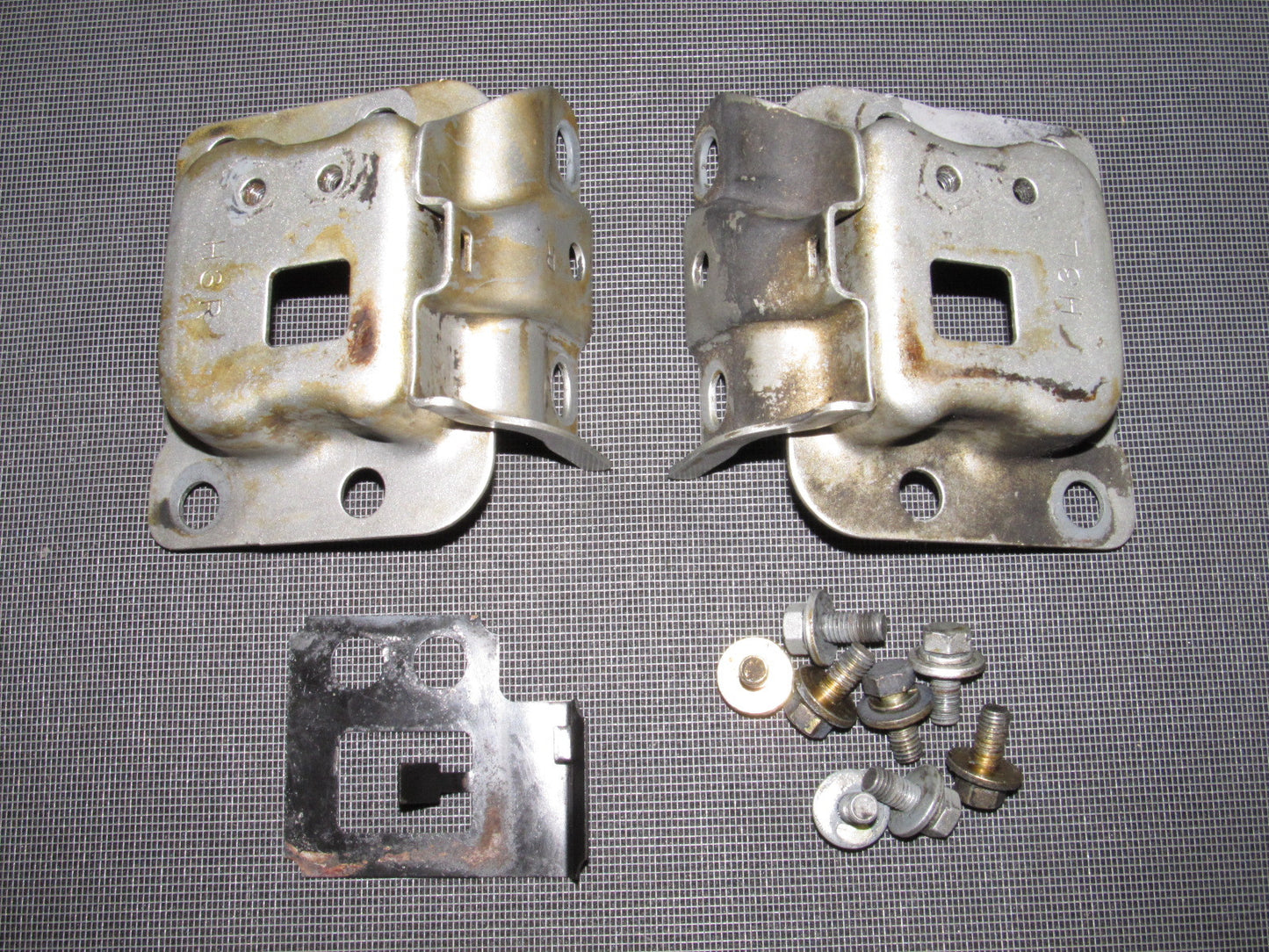 88 89 Honda CRX OEM D15B2 Front Reinforcement Bar Mounting Bracket