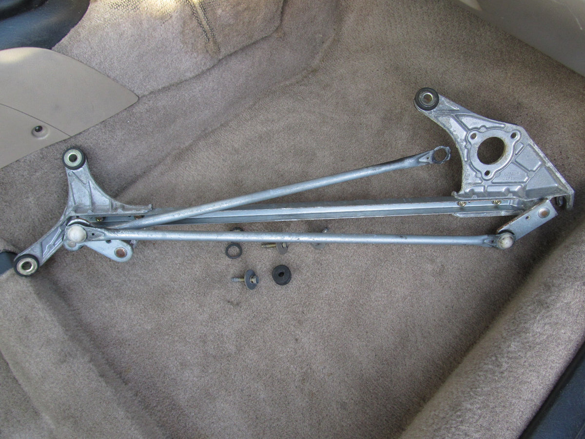 97 98 99 00 01 Honda Prelude OEM Front Wiper Linkage Arm