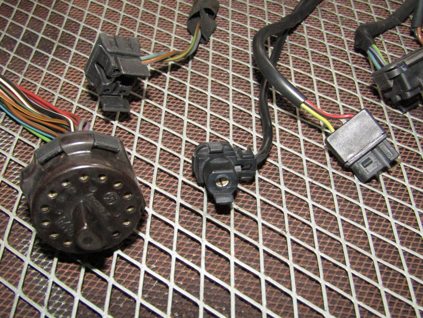 86-93 Mercedes Benz 300E OEM Speedometer Pigtail Harness Set