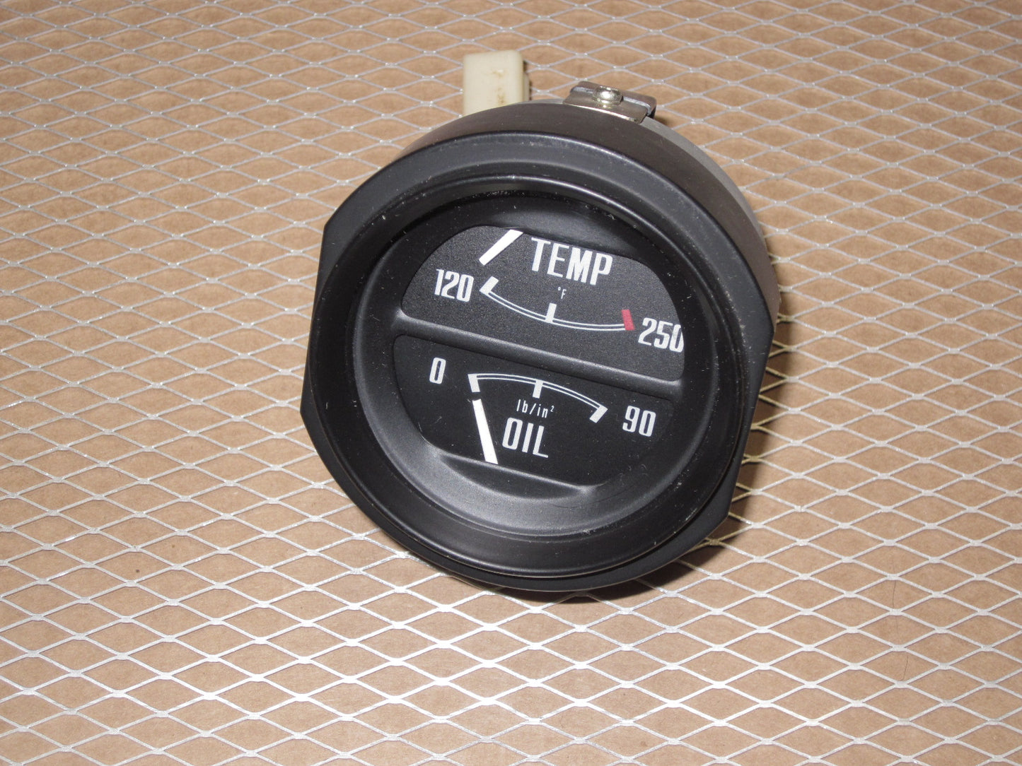 70 71 72 73 Datsun 240z OEM Temperature Temp & Oil Meter Gauge