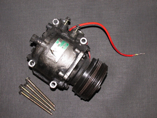 96 97 98 99 00 Honda Civic OEM D16Y8 A/C Compressor & Clutch