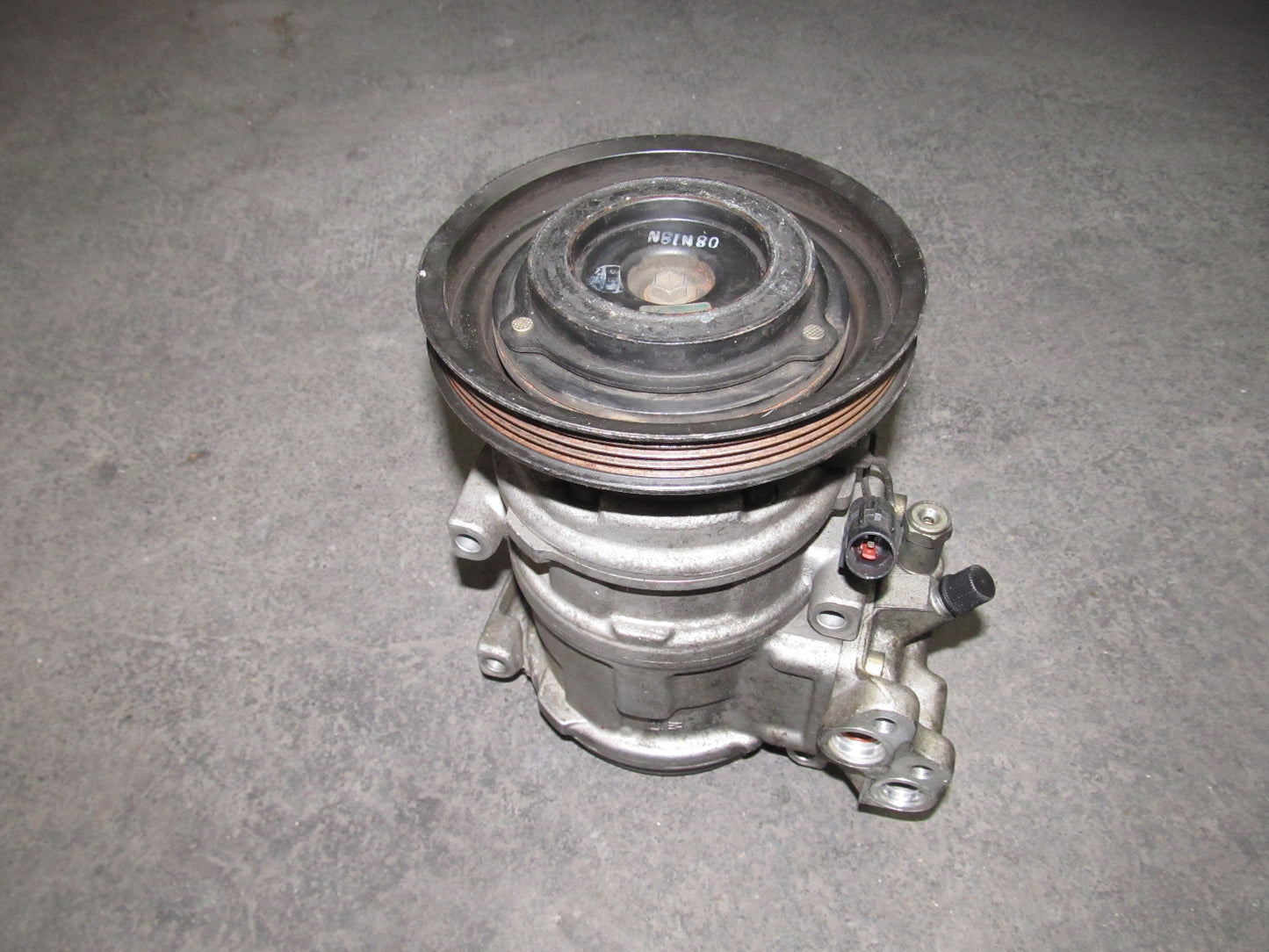 93 94 Mitsubishi Eclipse OEM A/C Compressor