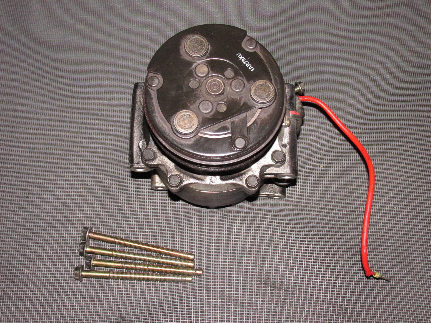 96 97 98 99 00 Honda Civic OEM D16Y8 A/C Compressor & Clutch