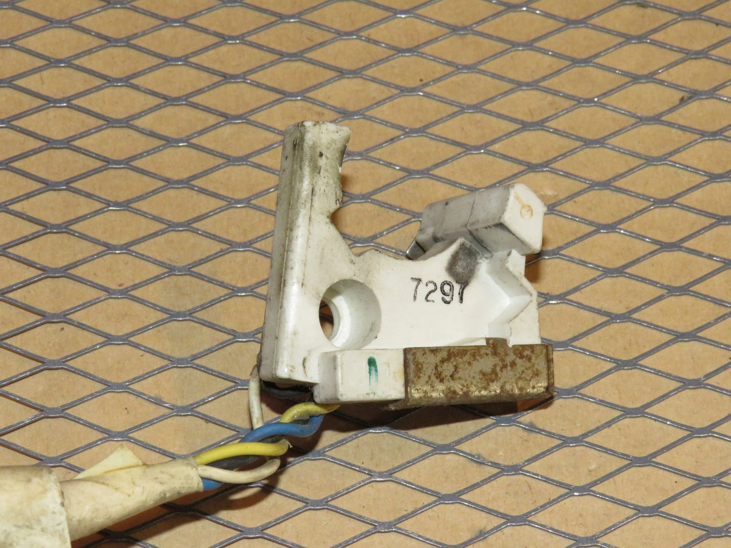 87 88 89 Nissan 300zx OEM Exterior Door Handle Lock Cylinder Sensor & Harness - Left