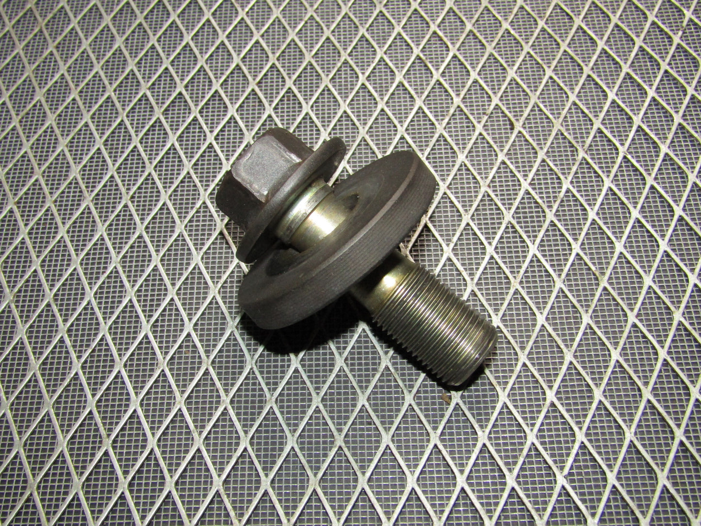 1991 Toyota Crown 2JZ-GE None VVti OEM Crankshaft Pulley Mounting Bolt