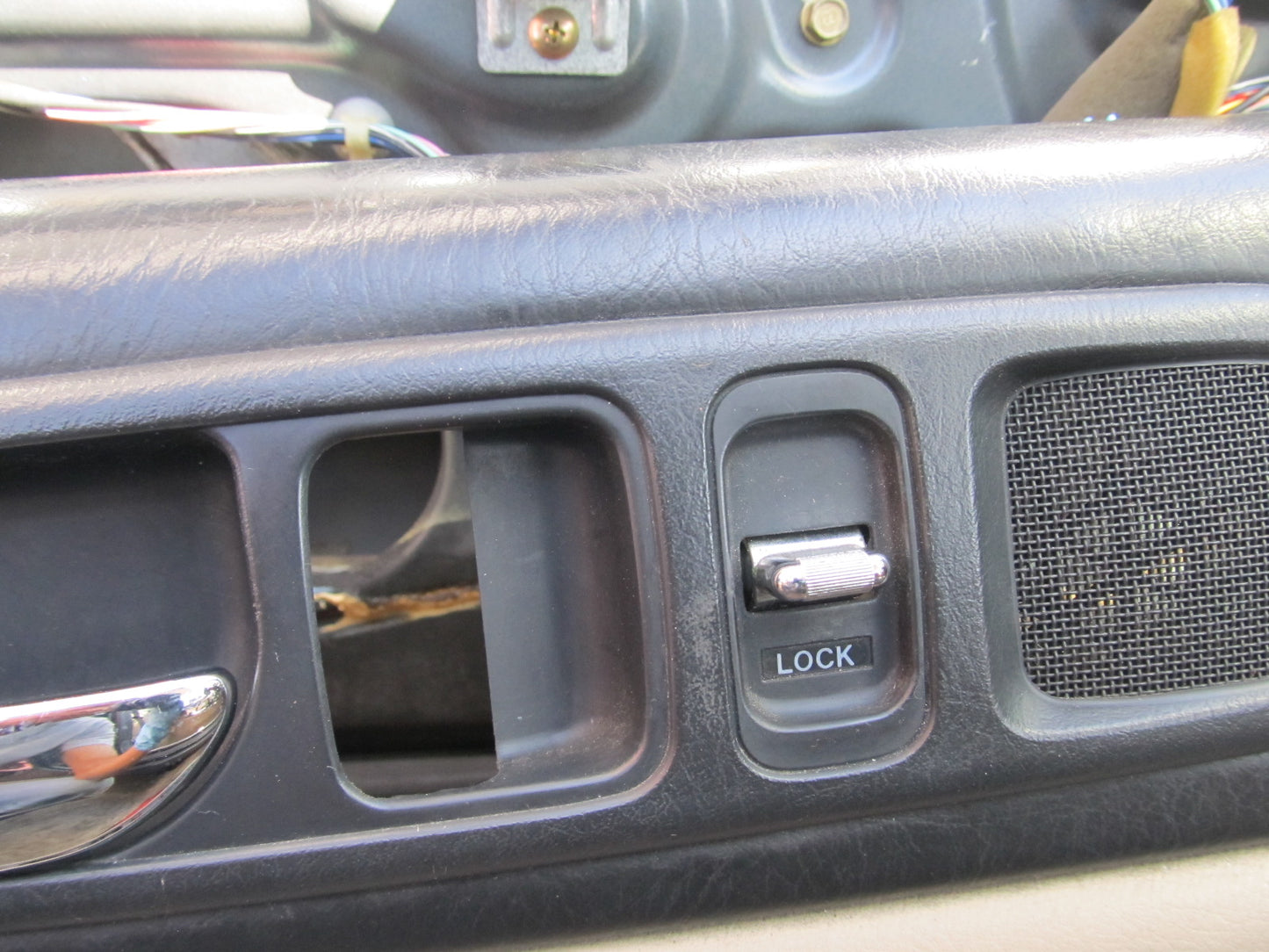 97 98 99 00 01 Honda Prelude OEM Power Door Lock Switch - Left