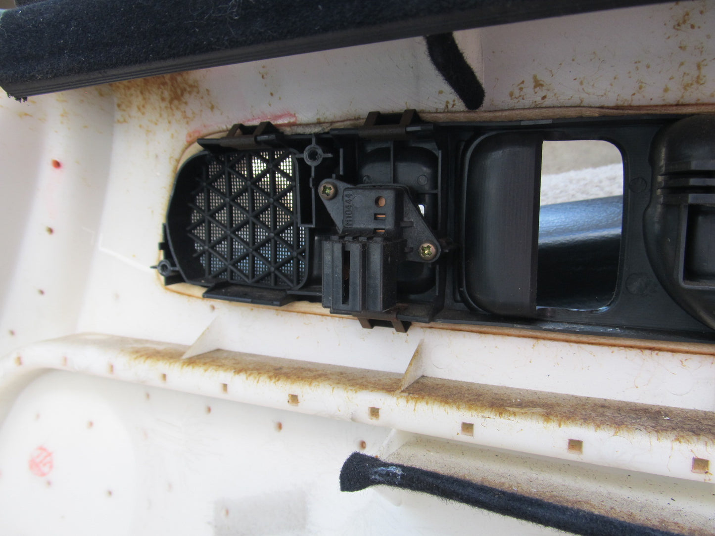 97 98 99 00 01 Honda Prelude OEM Power Door Lock Switch - Left