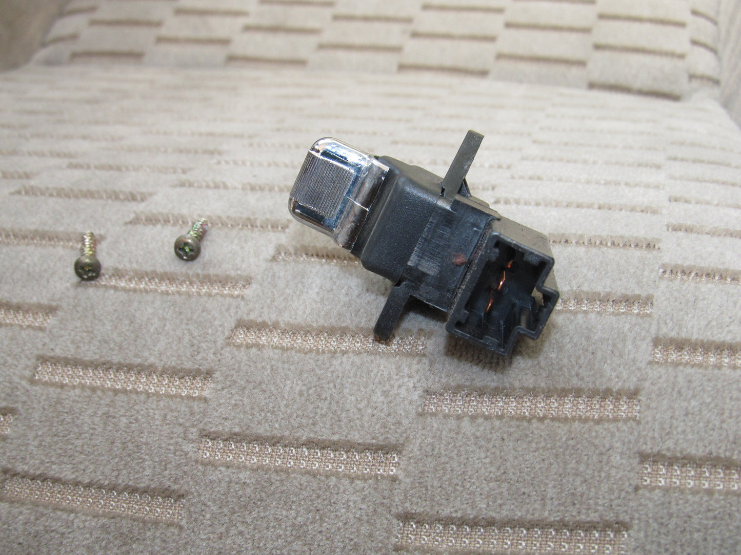 97 98 99 00 01 Honda Prelude OEM Power Door Lock Switch - Left