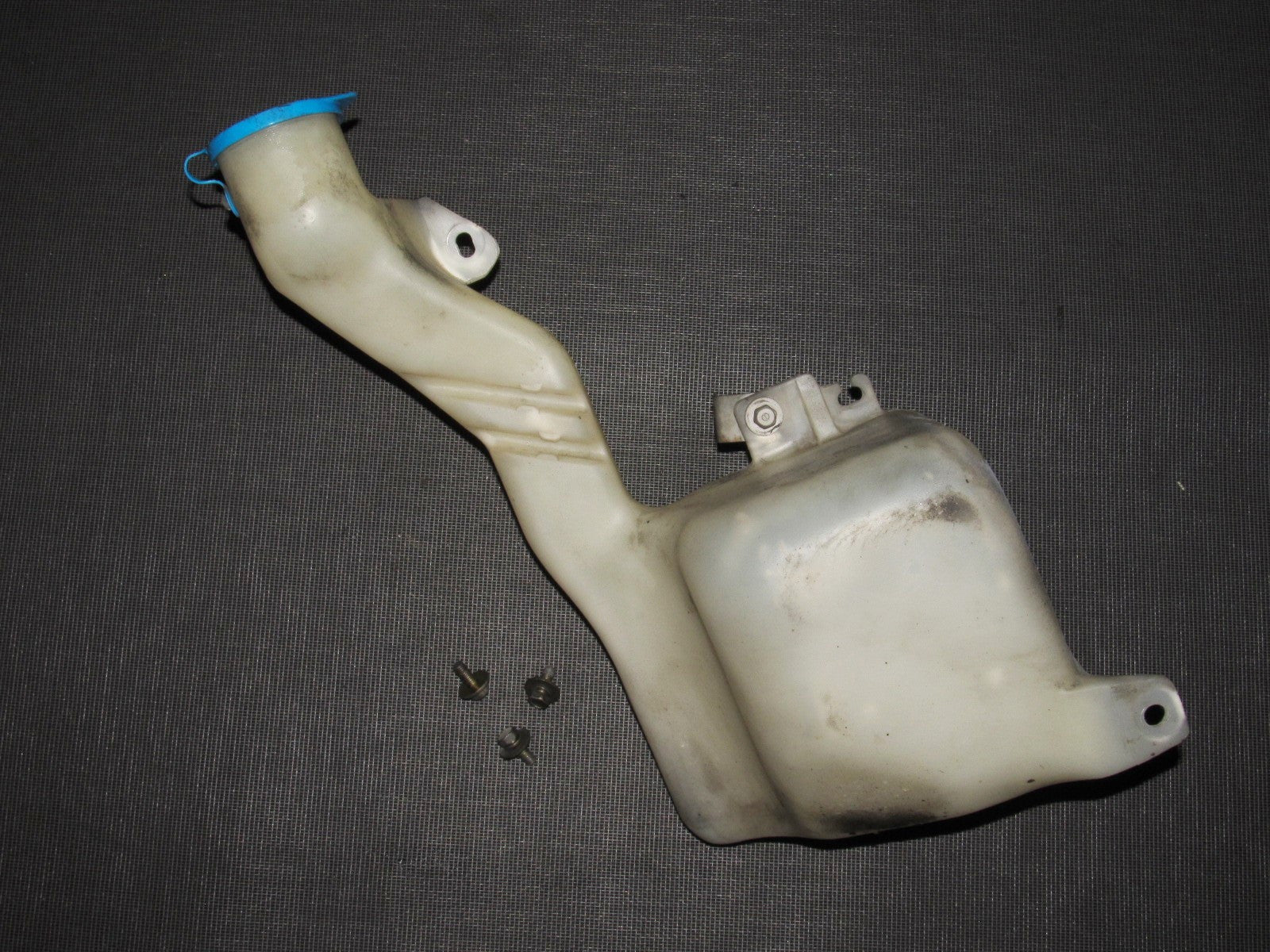 88 89 Honda CRX OEM D15B2 Wiper Washer Water Bottle