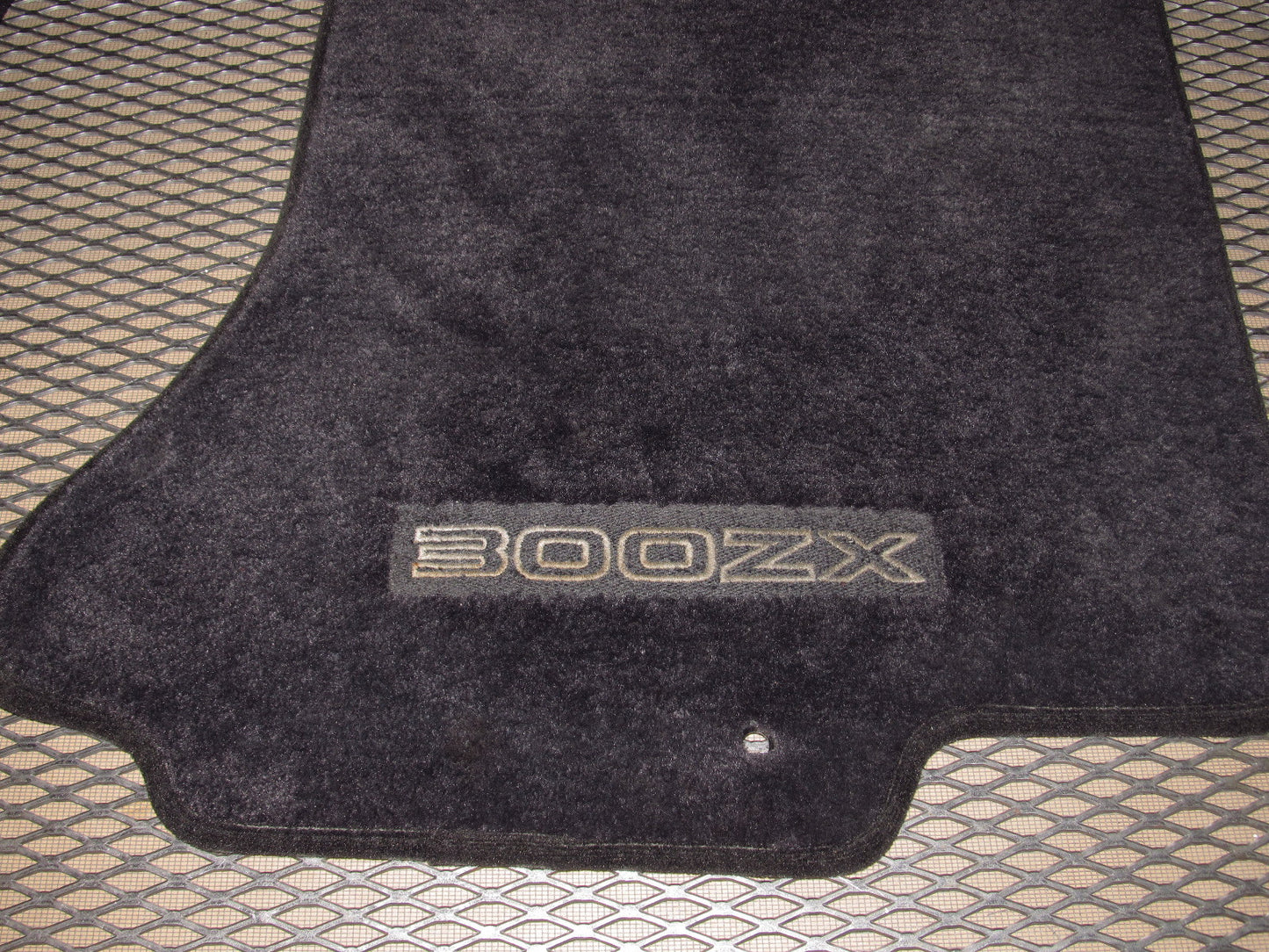 90-96 Nissan 300zx OEM Front Carpet - 2+0