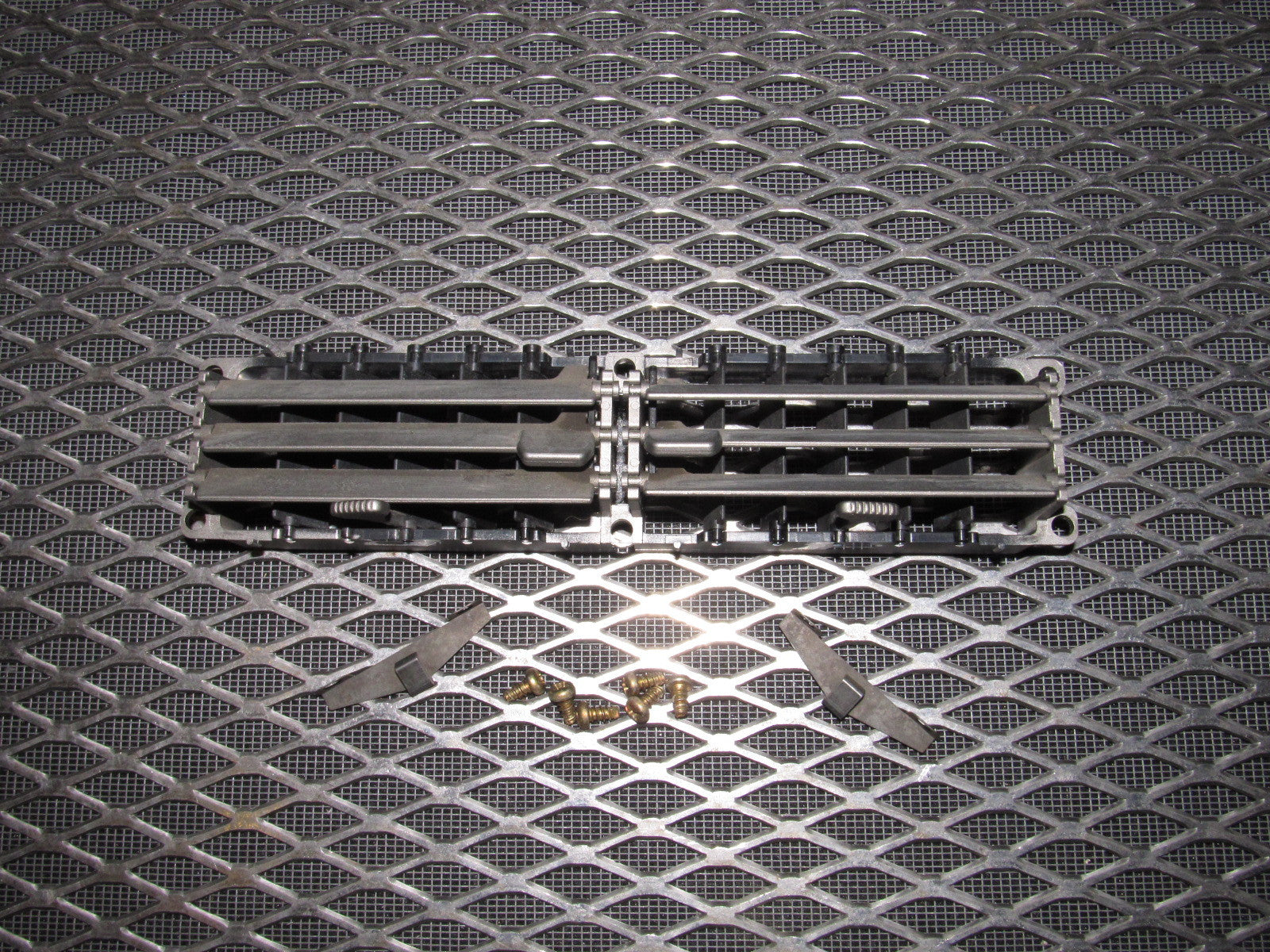 84 85 Mazda RX7 OEM Dash Center A/C Heater Vent
