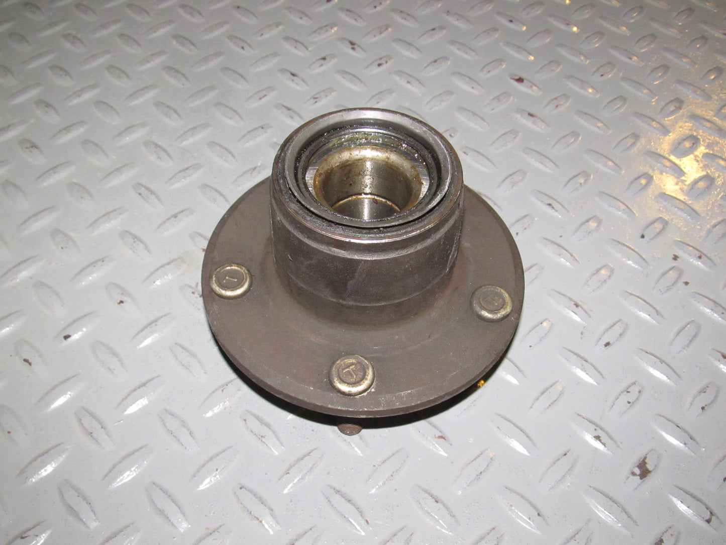 93 94 Mitsubishi Eclipse OEM Front Wheel Hub