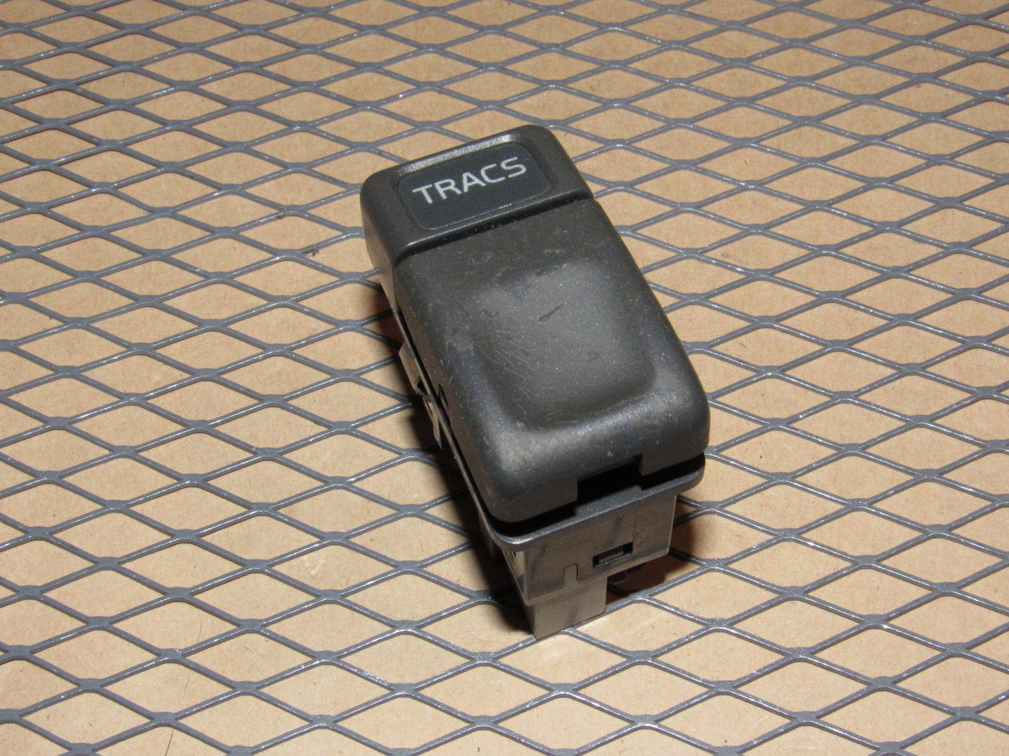98 99 00 Volvo S70 OEM Traction Tracs Switch
