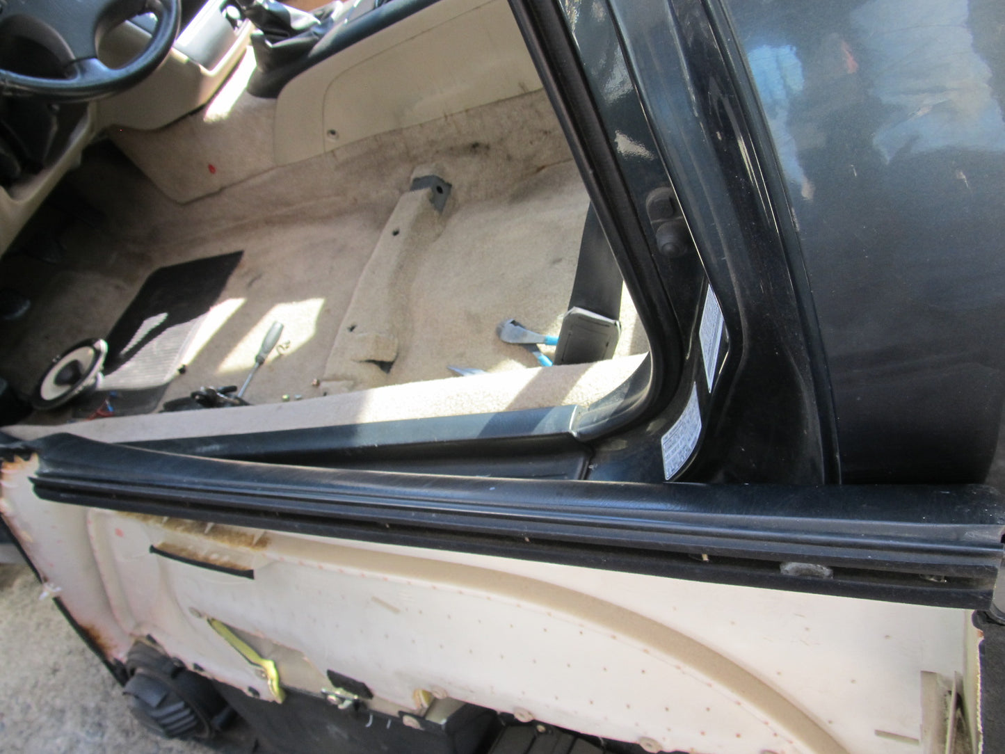 97 98 99 00 01 Honda Prelude OEM Interior Door Panel Upper Window Guide Moulding - Left