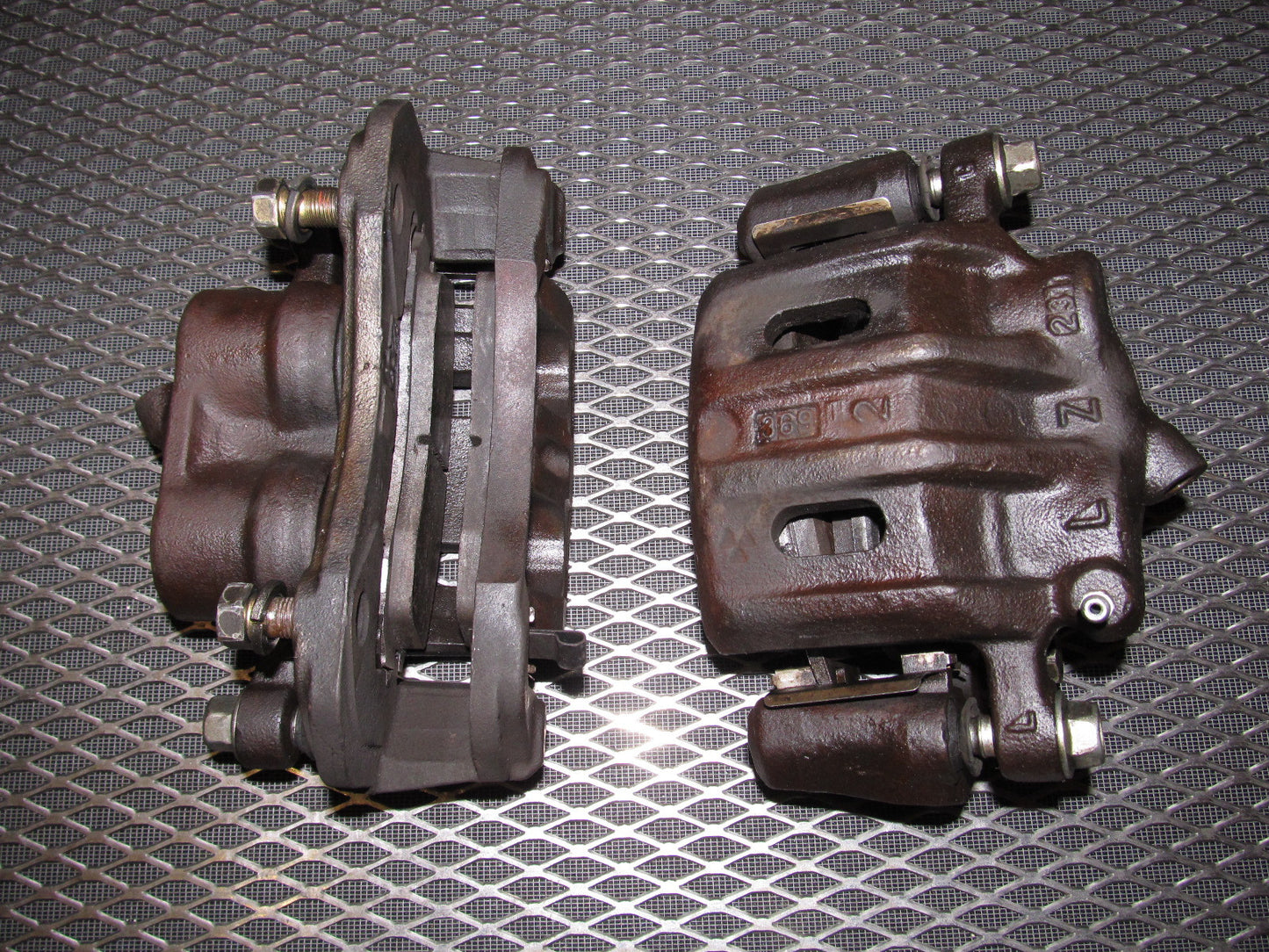 94 95 96 97 Mitsubishi 3000GT OEM Brake Caliper - Front Set