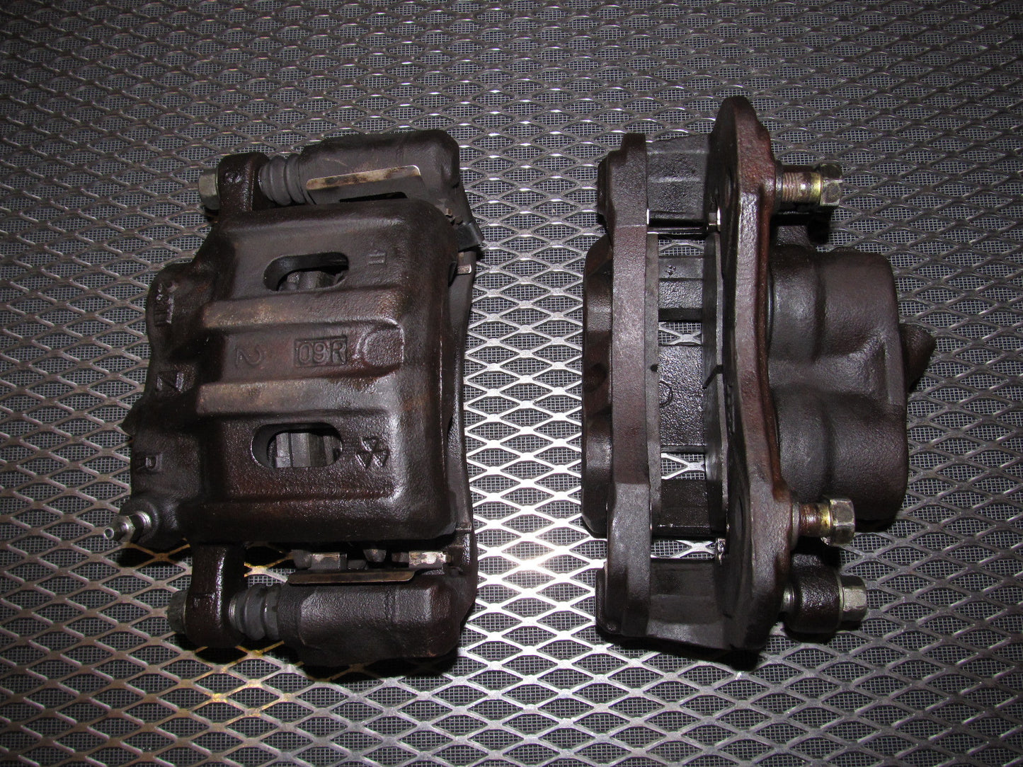 94 95 96 97 Mitsubishi 3000GT OEM Brake Caliper - Front Set