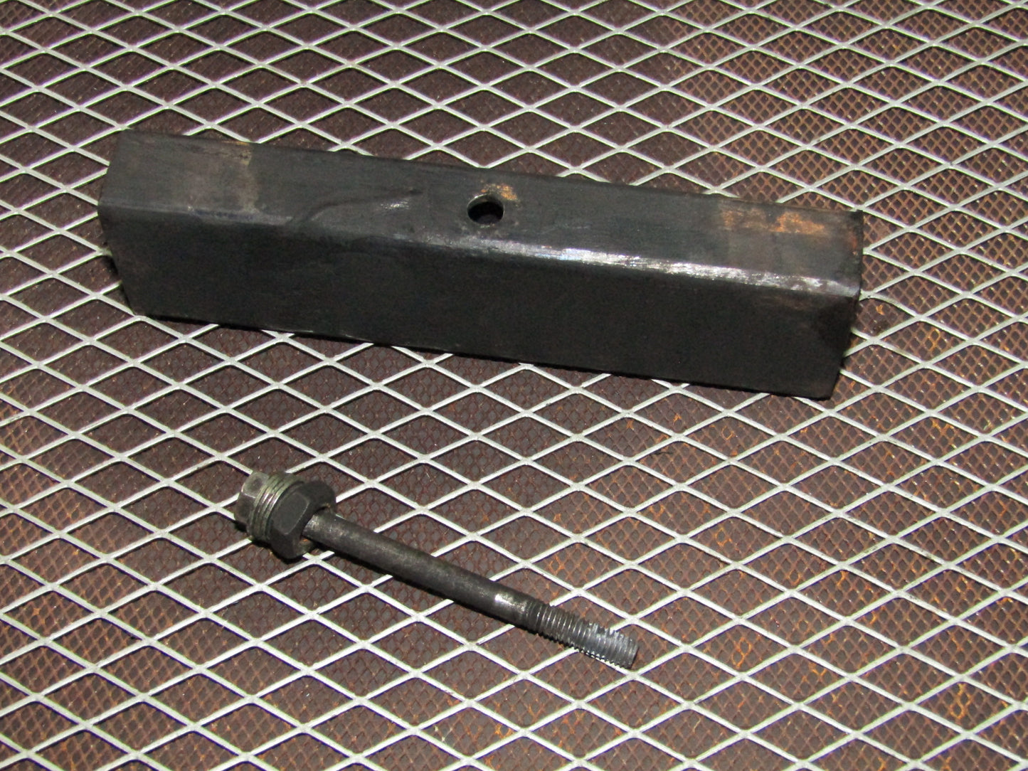 86-93 Mercedes Benz 300E OEM Carburetor Air Box Mounting Lock Block