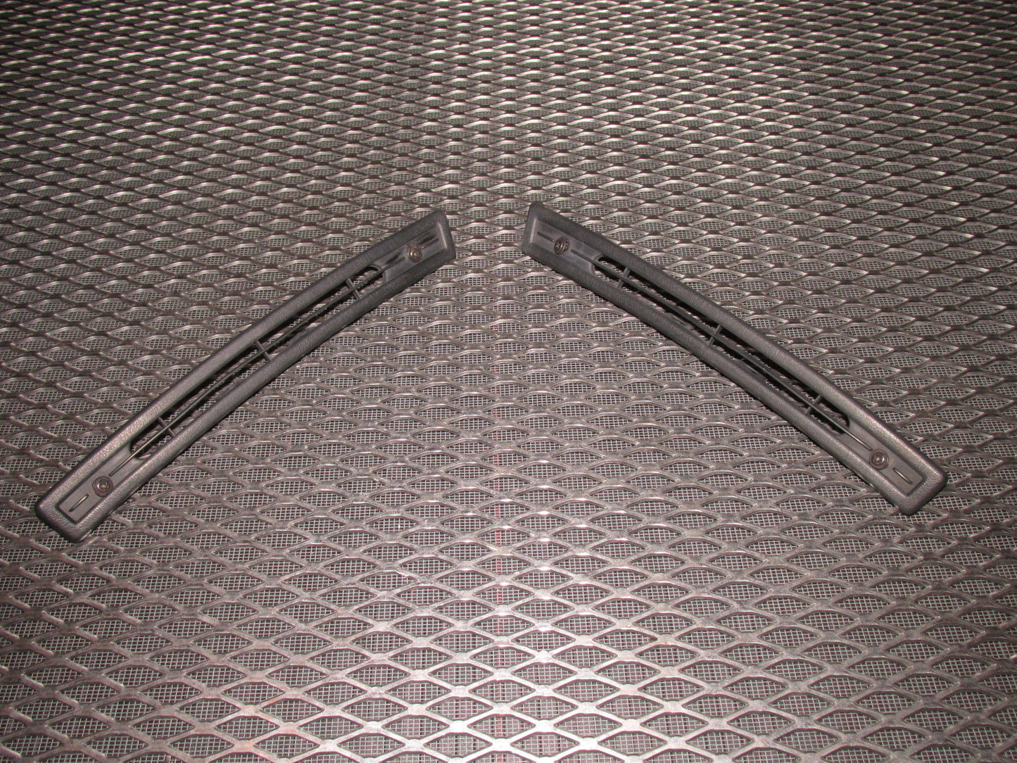 84 85 Mazda RX7 OEM Exterior Side Vent - Set