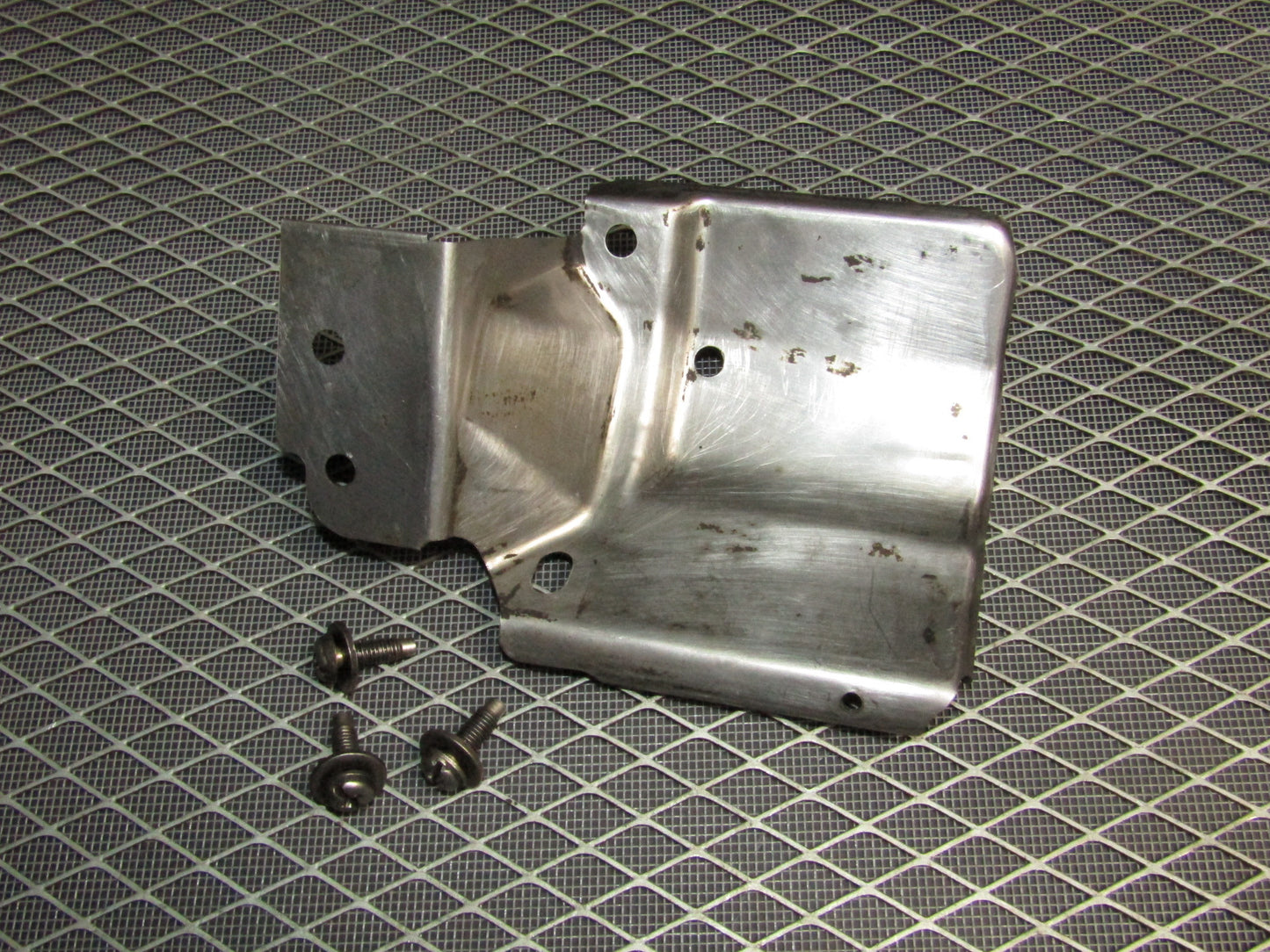 1991 Toyota Crown 2JZ-GE None VVti OEM Ignition Distributor Heat Shield