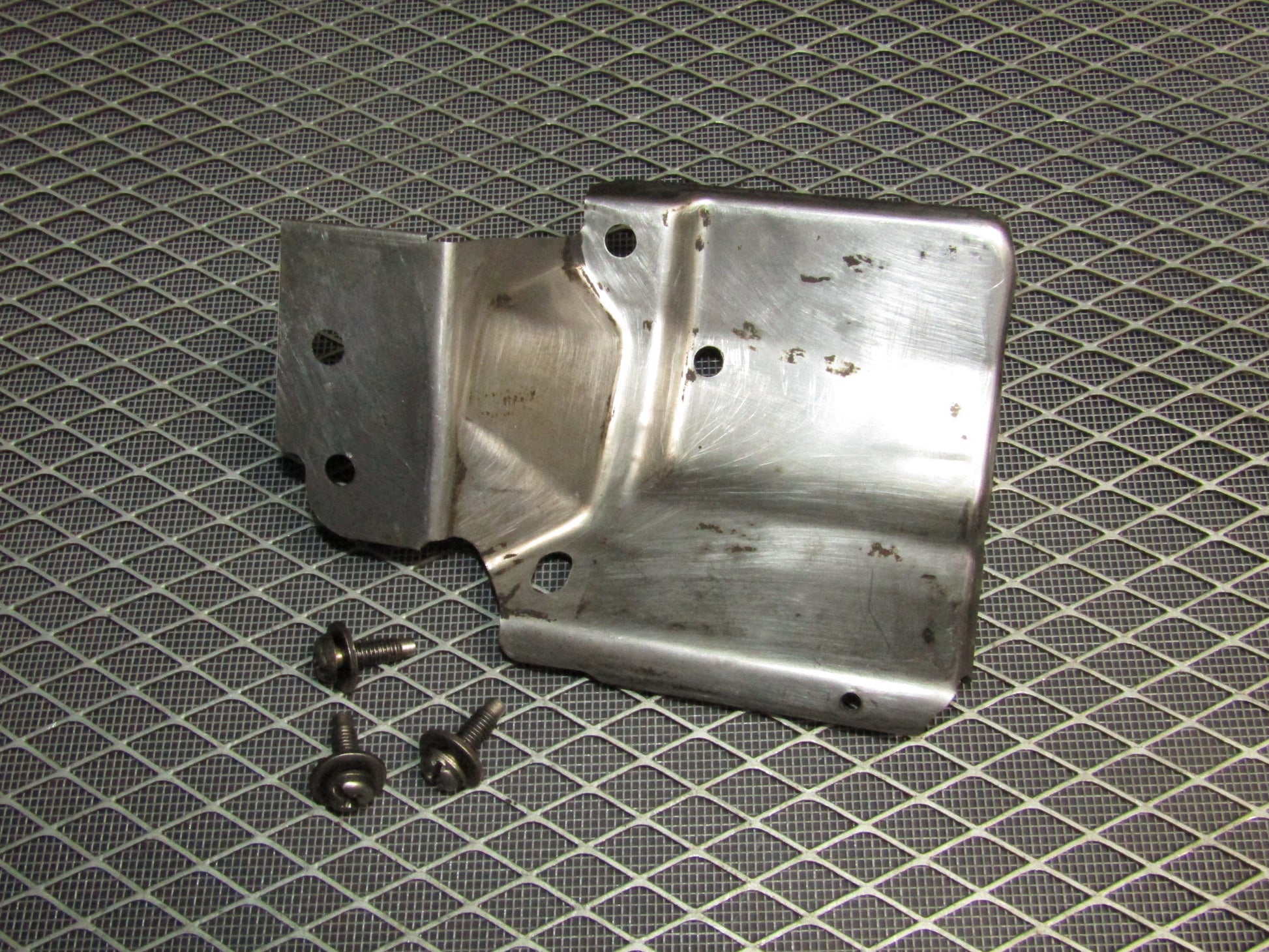 1991 Toyota Crown 2JZ-GE None VVti OEM Ignition Distributor Heat Shield