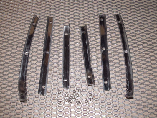 94 95 96 97 Mazda Miata OEM Convertible Soft Top Weather Rubber Seal Holder