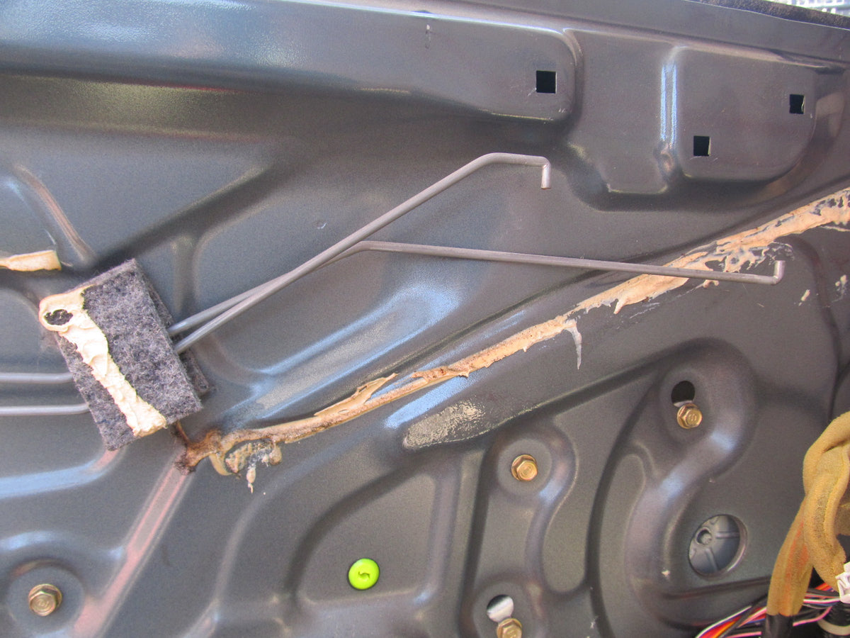 97 98 99 00 01 Honda Prelude OEM Door Handle & Latch Linkage Rod - Left