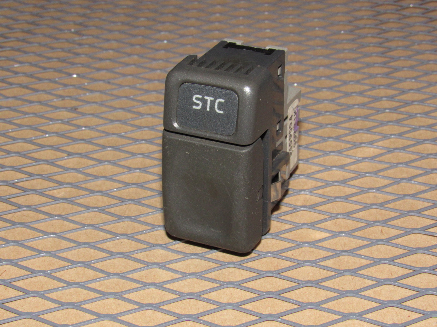 01 02 03 04 Volvo V70 OEM Stability Traction Control STC Switch