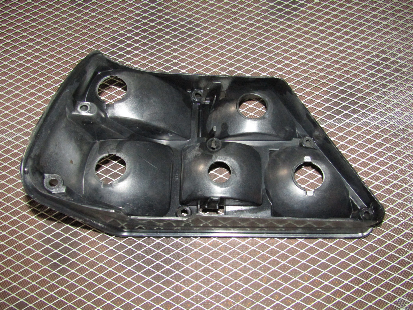 86-93 Mercedes Benz 300E OEM Tail Light Housing - Right