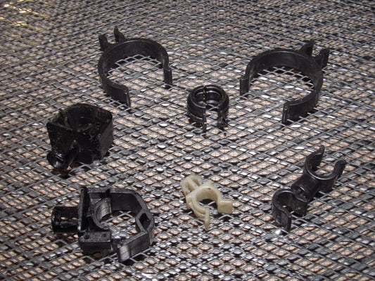 91 92 93 94 95 Toyota MR2 OEM Throttle Cable Holder Clip