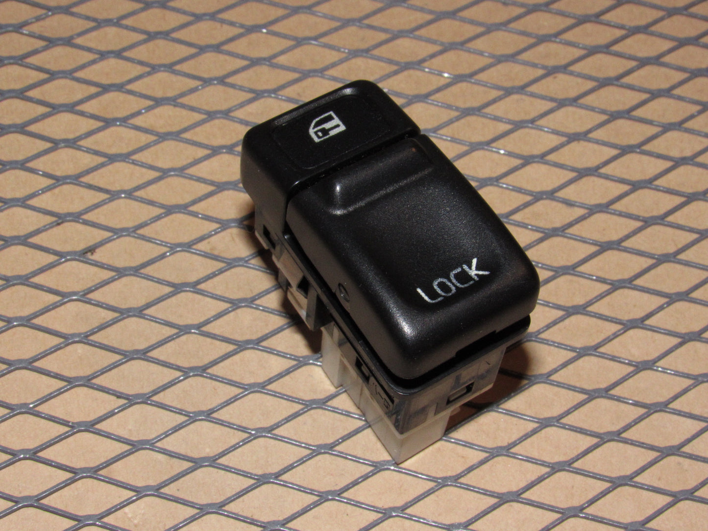 95 96 97 Volvo 960 OEM Dash Central Door Lock Switch