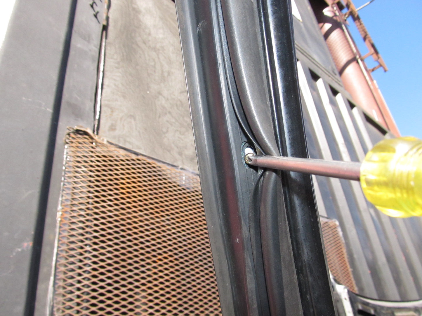 97 98 99 00 01 Honda Prelude OEM Door Latch & Actuator  - Left