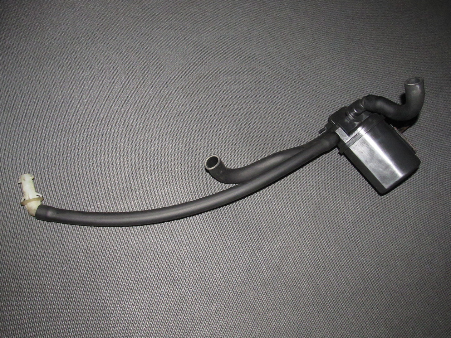 01 02 03 Acura CL OEM Gas Tank Purge Evap Tank & Valve